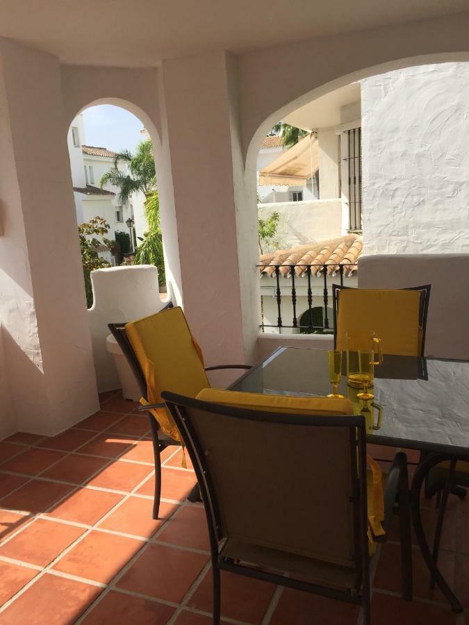Beautiful 2 Bedroom Apartment @ Puerto Banus! Marbella Exterior photo